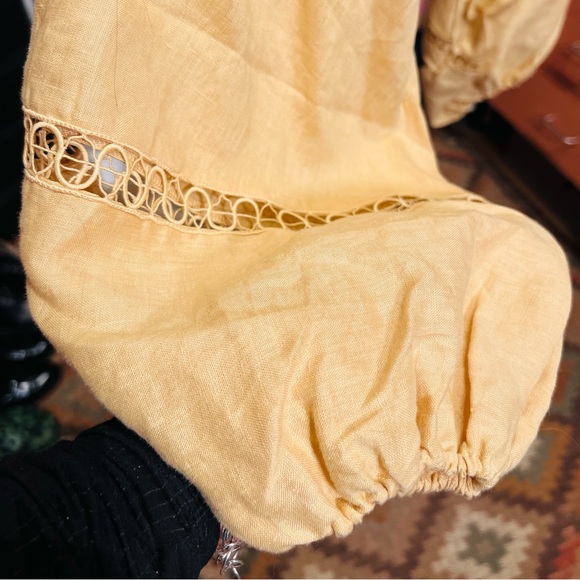 Boteh Linen Yellow Crop Top - Picture 5 of 8